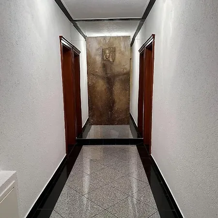 Deutsches Haus ליבנו